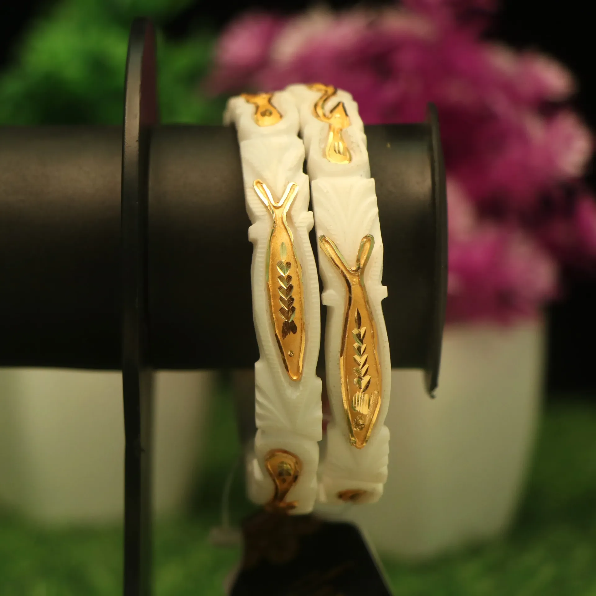 [BANGLES-00804] SS Shonarmukhi Fish-Patterned Original Shankha Set (24)
