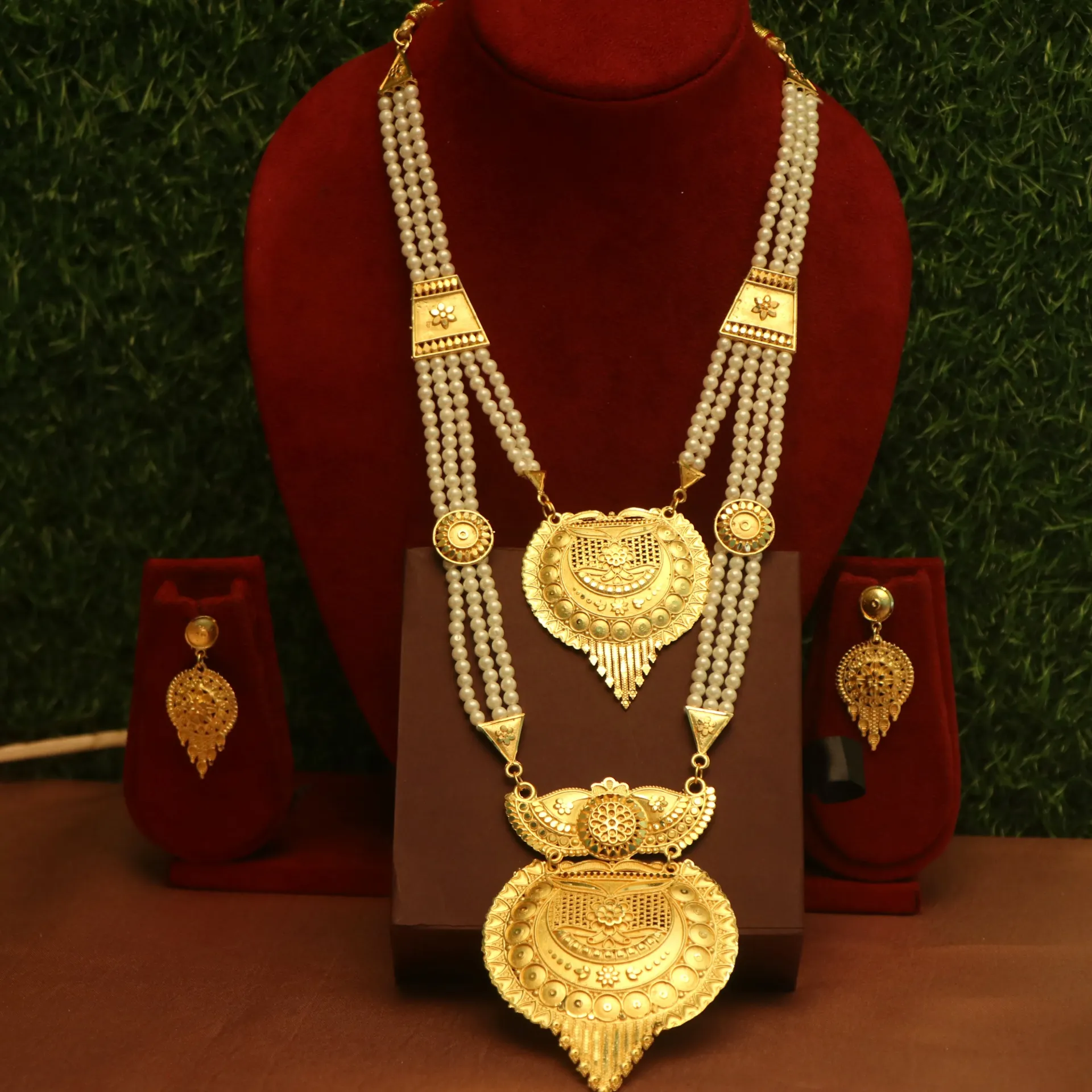 SS Aparajita Ethnic Pearl Lohori Necklace with Antique Gold Finish