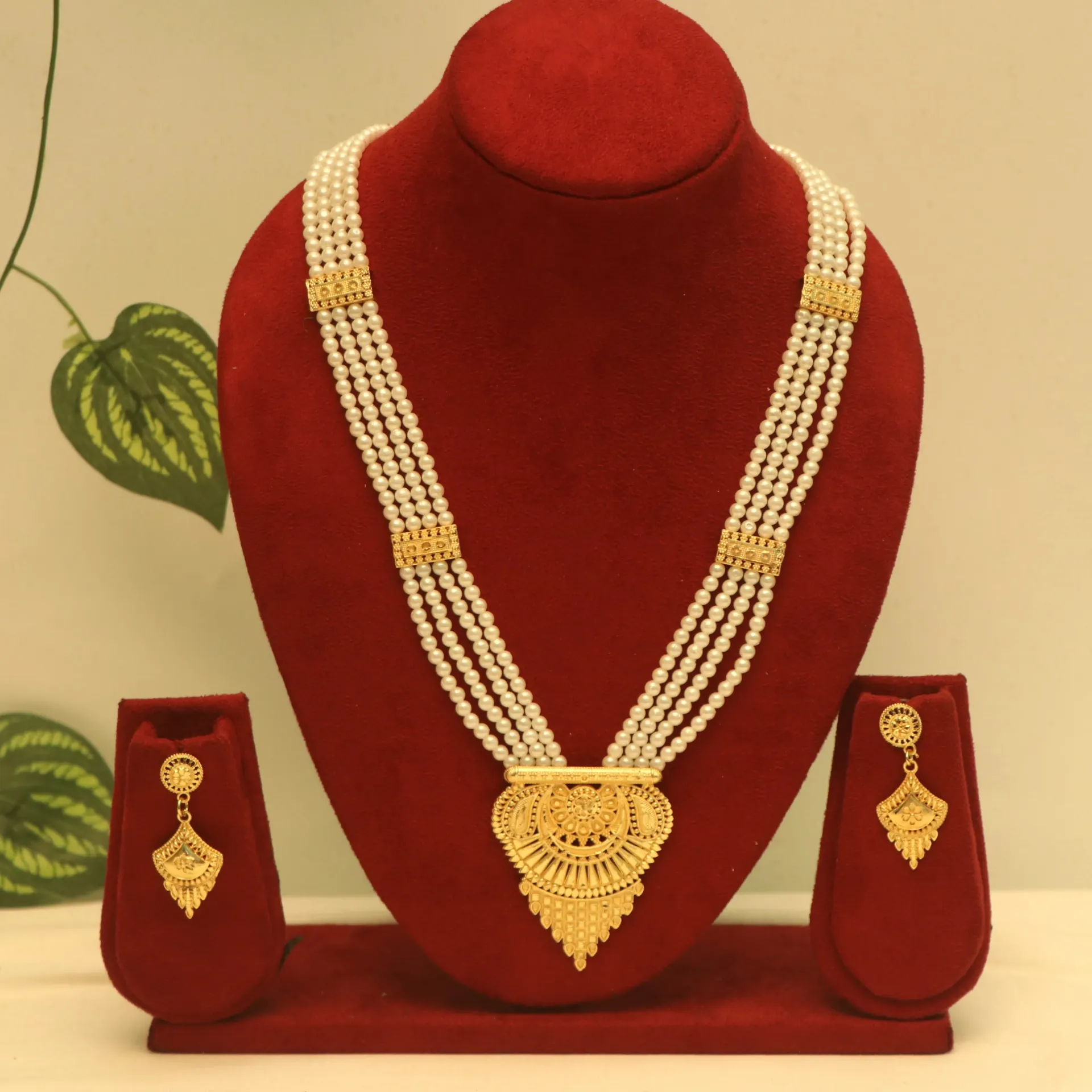 SS Sabeki Shada Moti Lahari Necklace Set