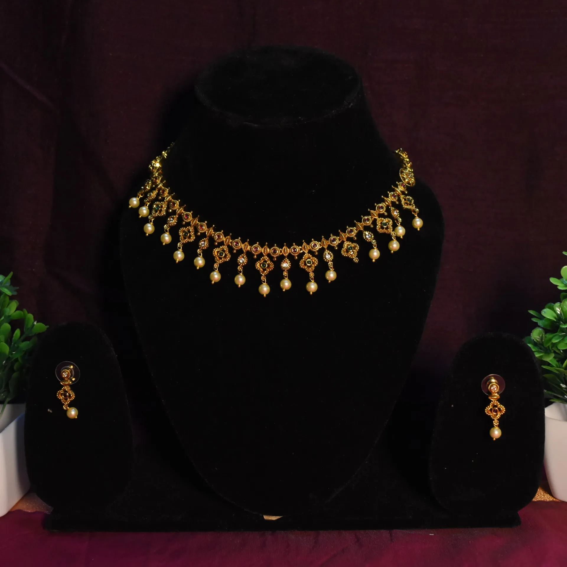Kanaklata Floral Ruby Pearl Necklace Ensemble
