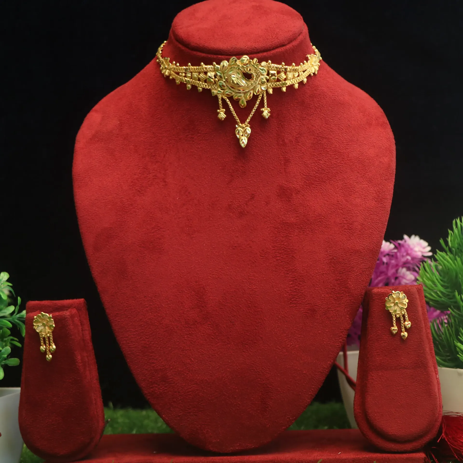 [NECKLACES-00062] Shreehari Rajsi Mayura Antique Gold Choker Set