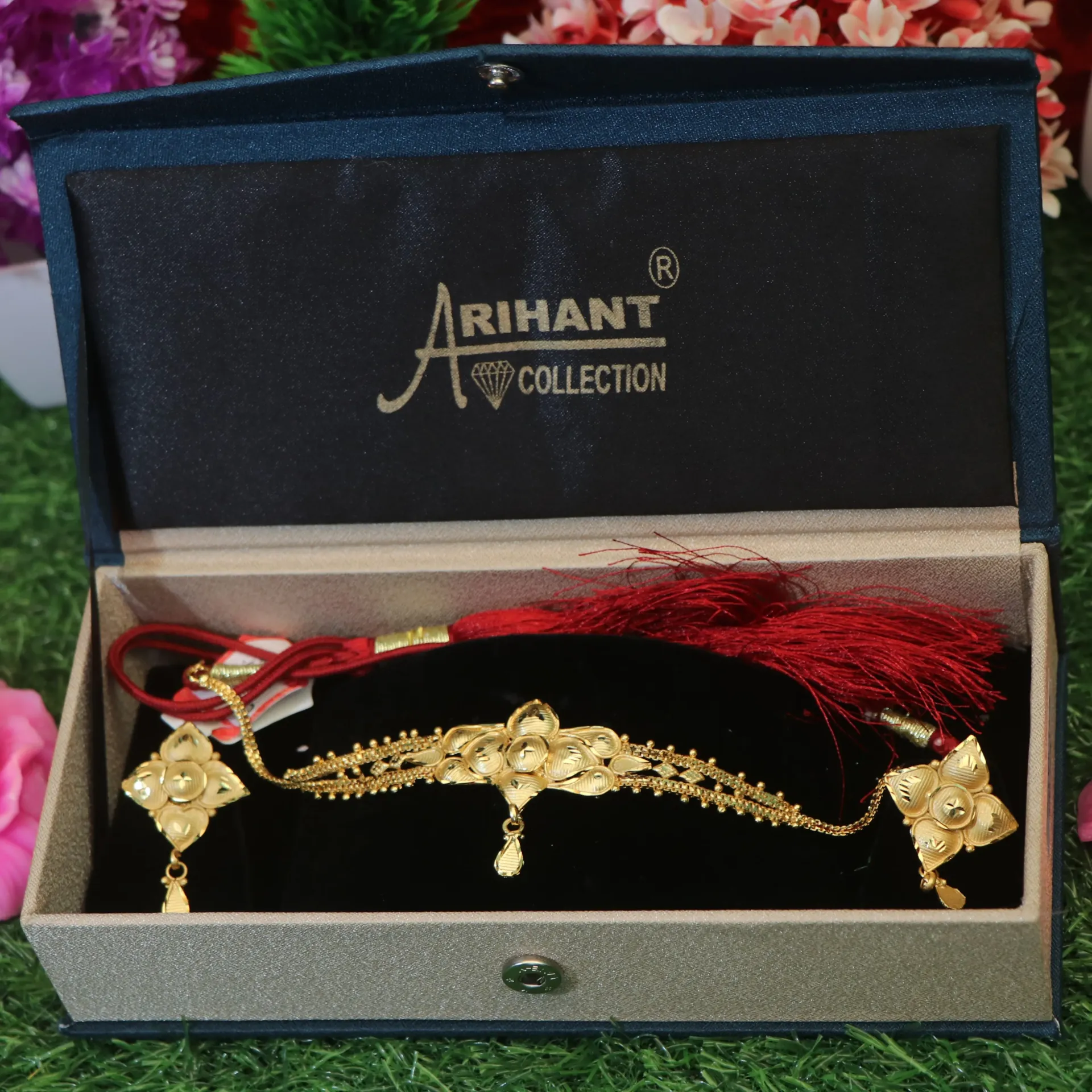 Arihant Brishni Sabeki Style 4-Layered Pearl Mala with Drop Earrings