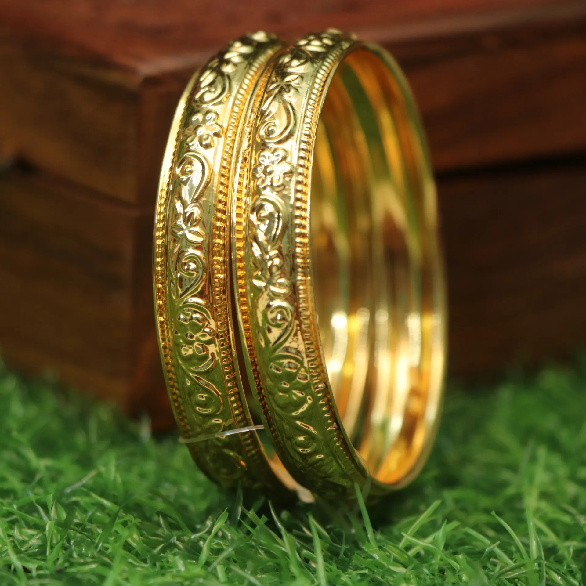 LT Artistic Floral Filigree Gold-Plated Bangle Pair