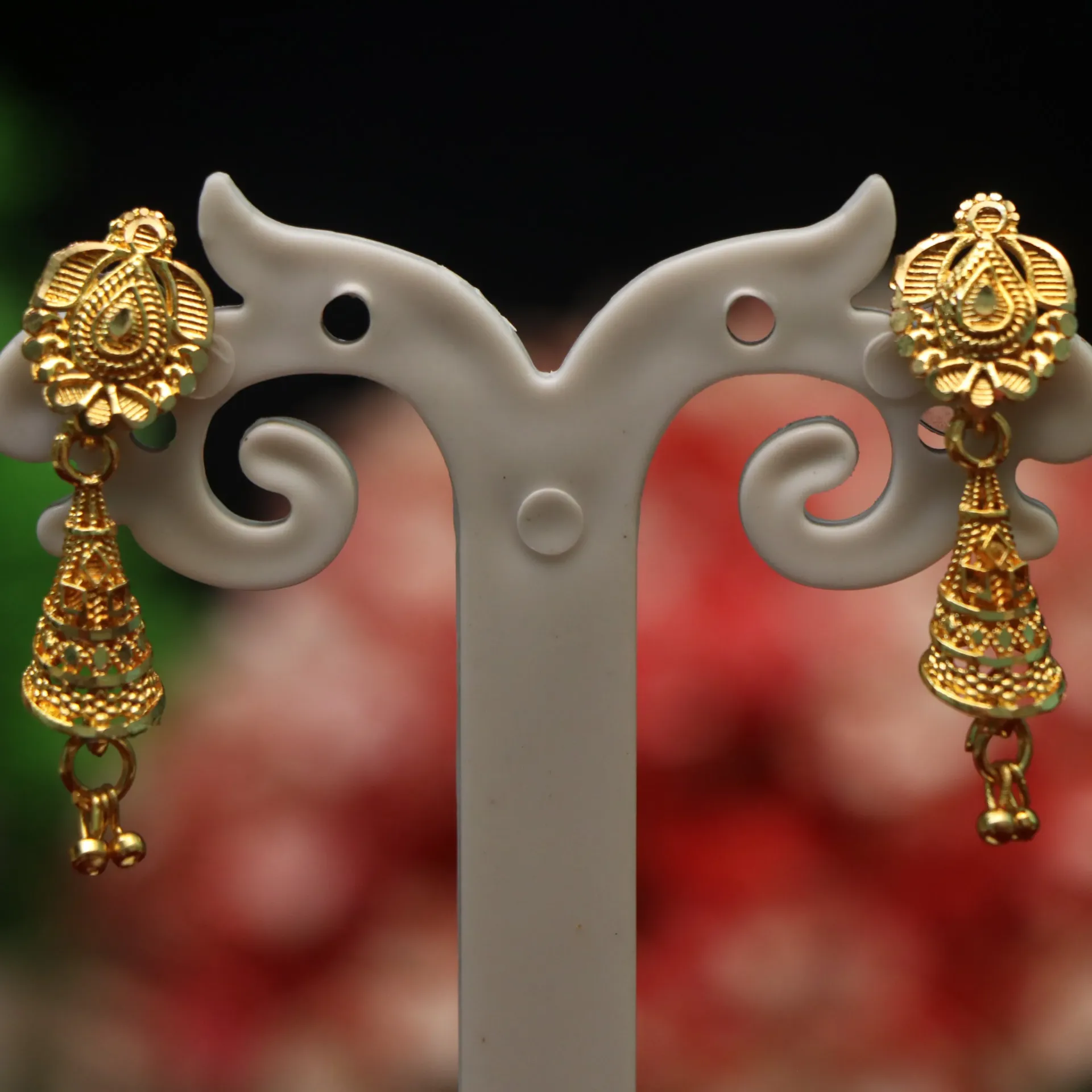 LT Antique Gold Finish Lattice-Work Drop Earrings