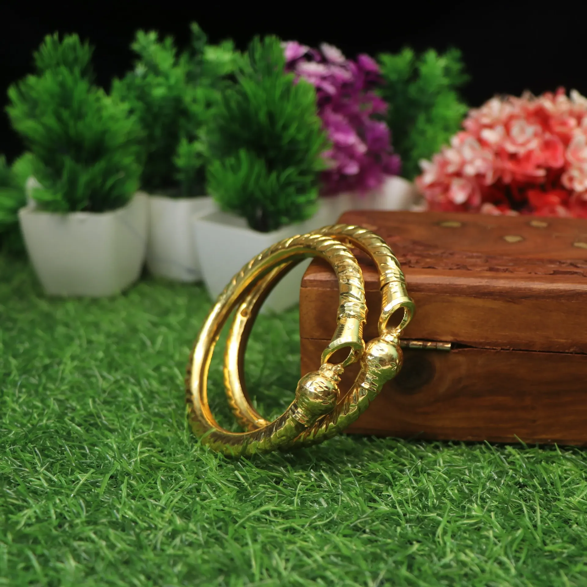 [BANGLES-00236] LT Orb-Terminal Handcrafted Ethnic Gold Kada