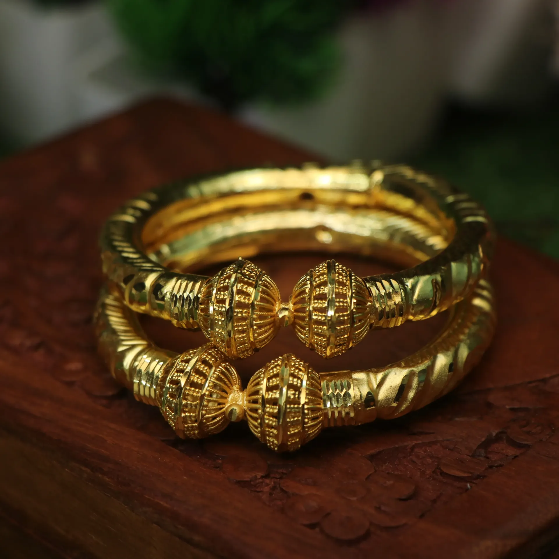 [BANGLES-00241] LT Antique Polish Shingari Ball Bangle