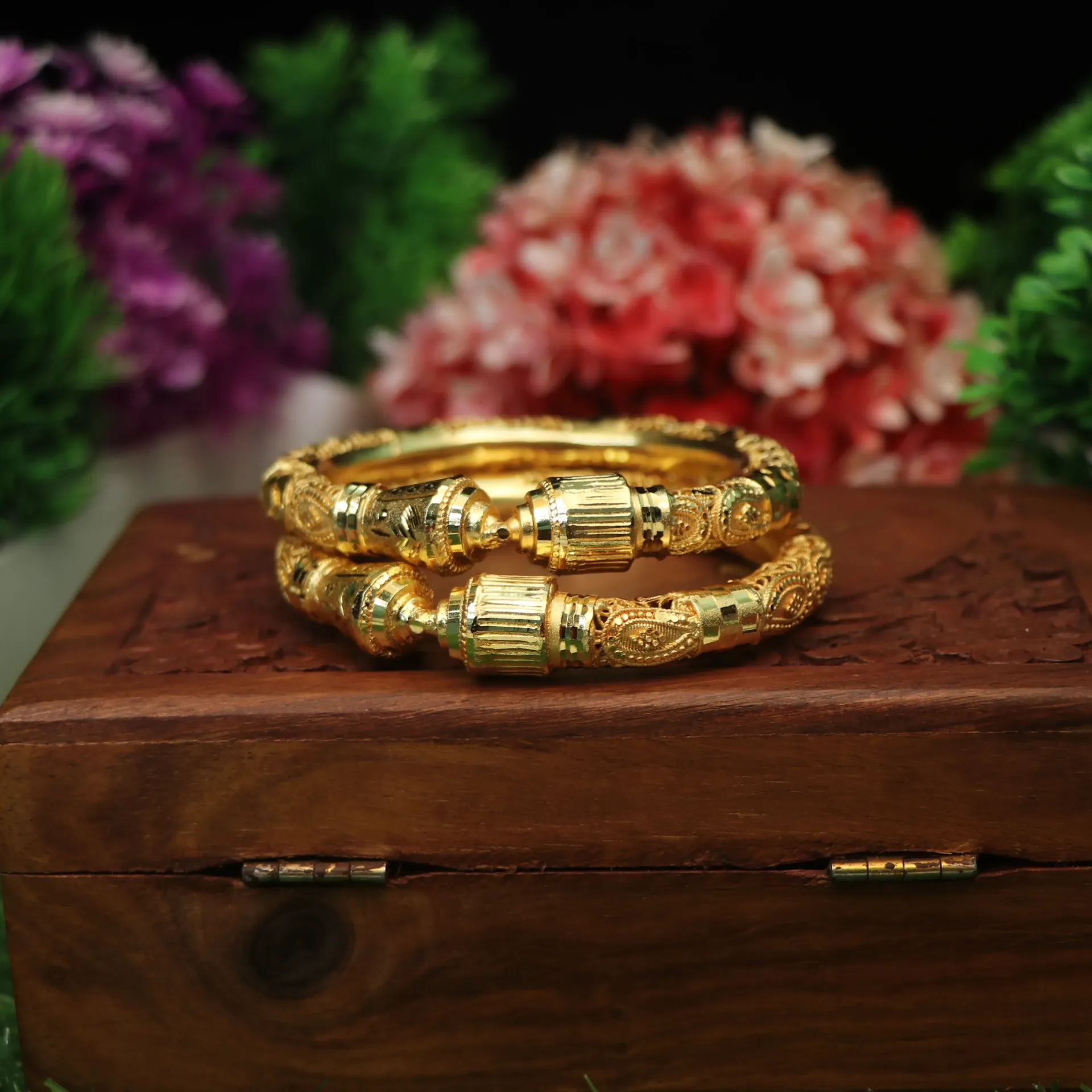 [BANGLES-00247] LT Gini Gold-Inspired Traditional Textured Bangles for Women (24)