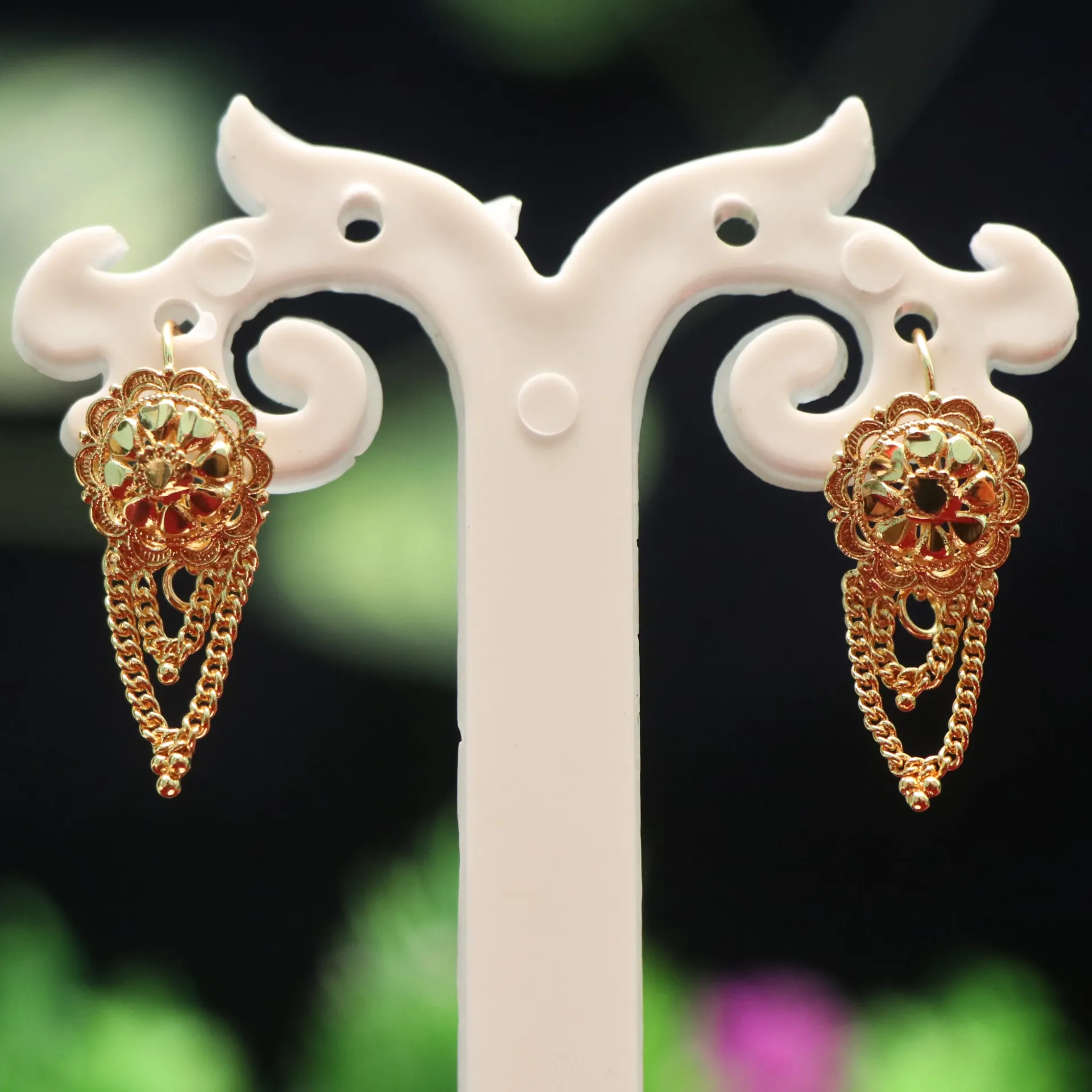 [EARINGS-00260] LT Ornate Gold-Tone Triple Layered Sui Dhaga Style