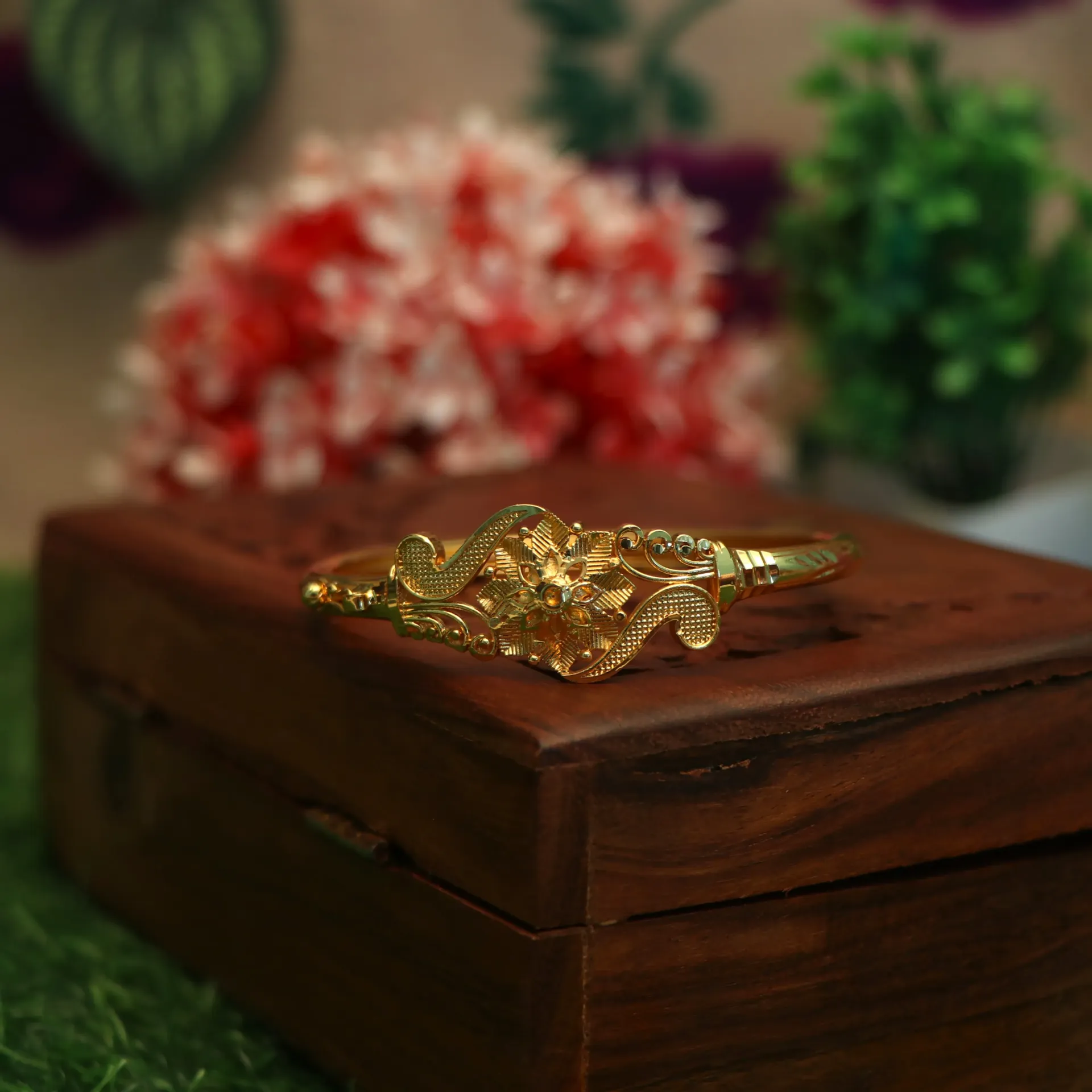 [BRACELETS-00292] LT Floral Symphony Gold-Plated Designer Bracelets