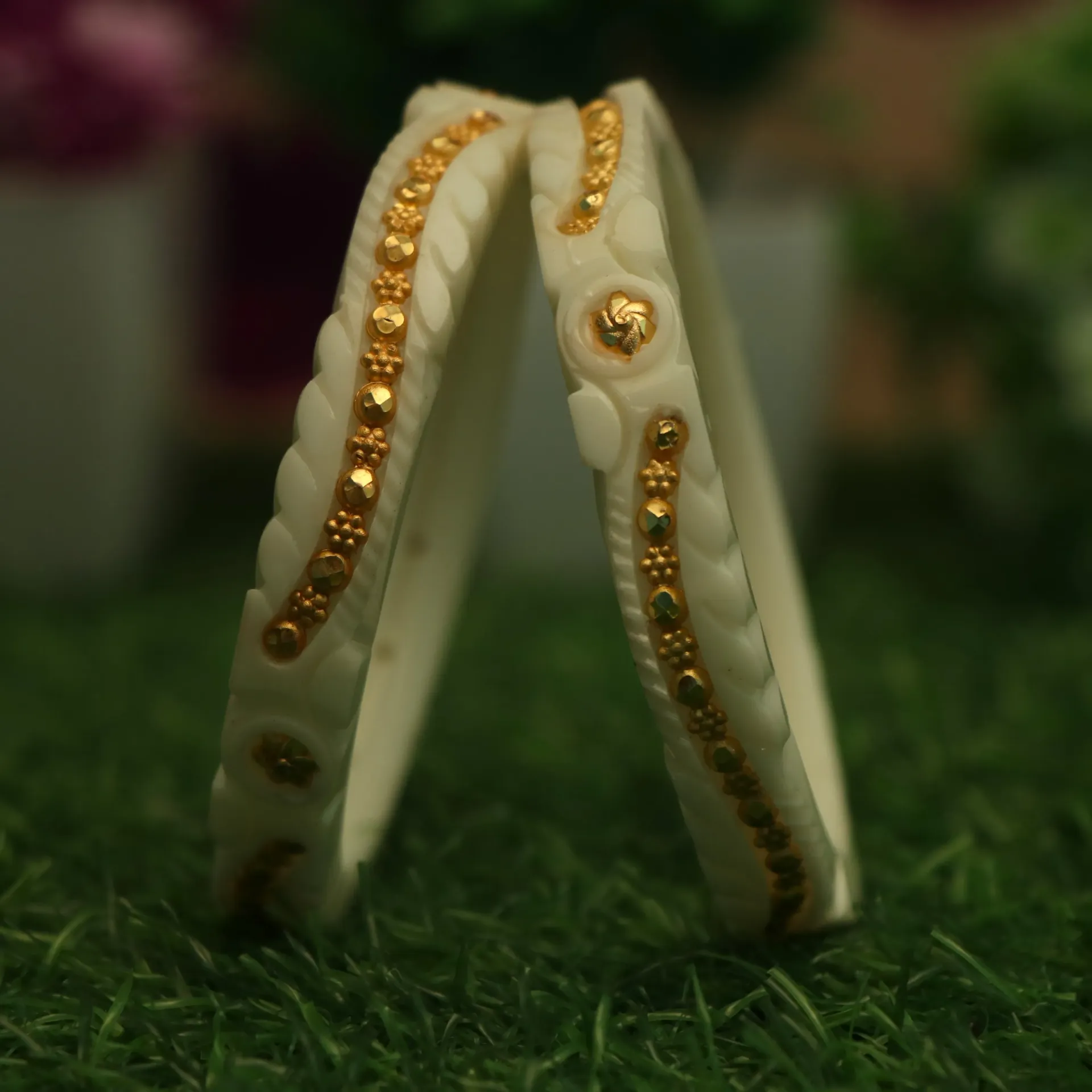 LT Solaris Radiant Medallion Bangles