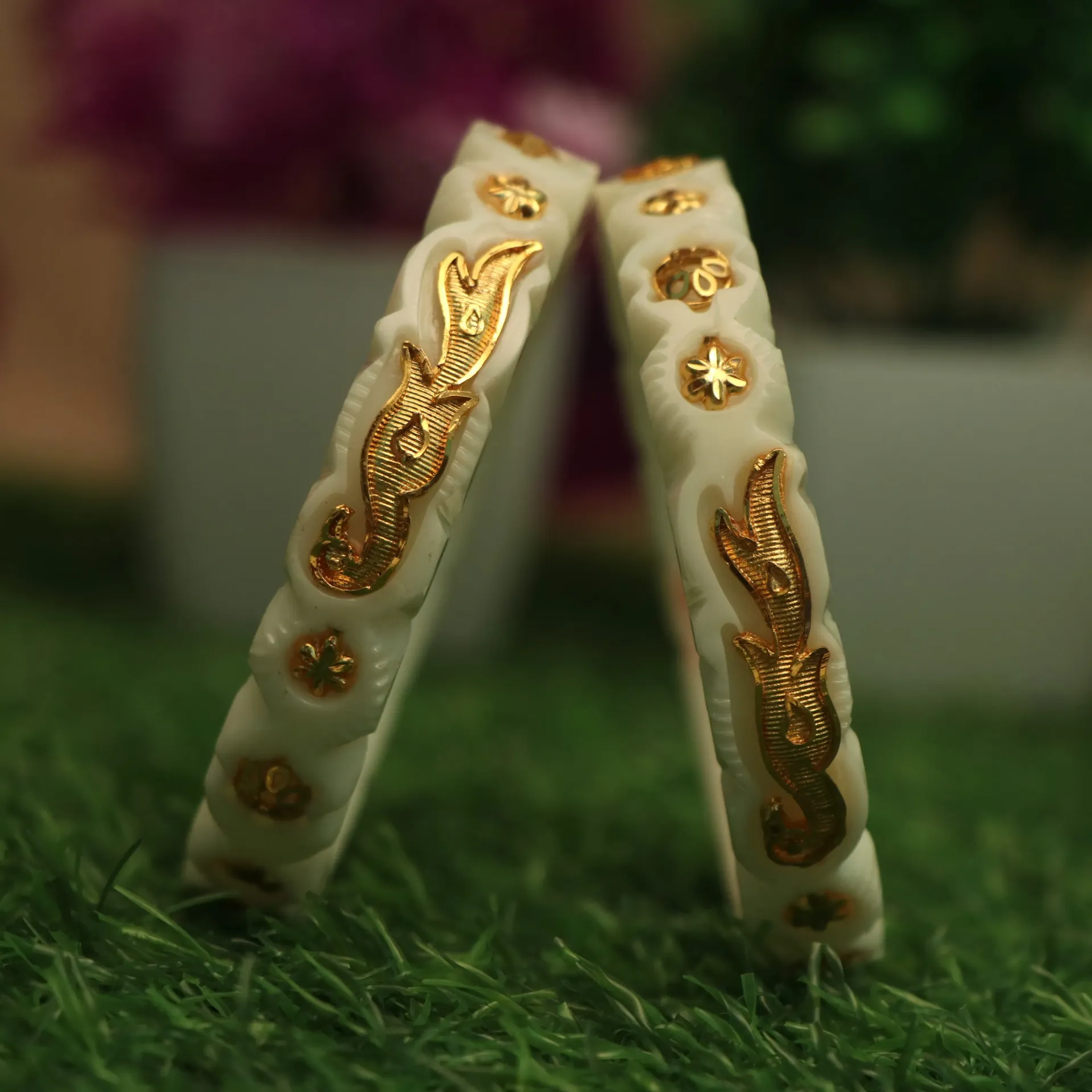 [BANGLES-00320] LT Amour Lattice-Work Golden Designer Hand Bangle (24)