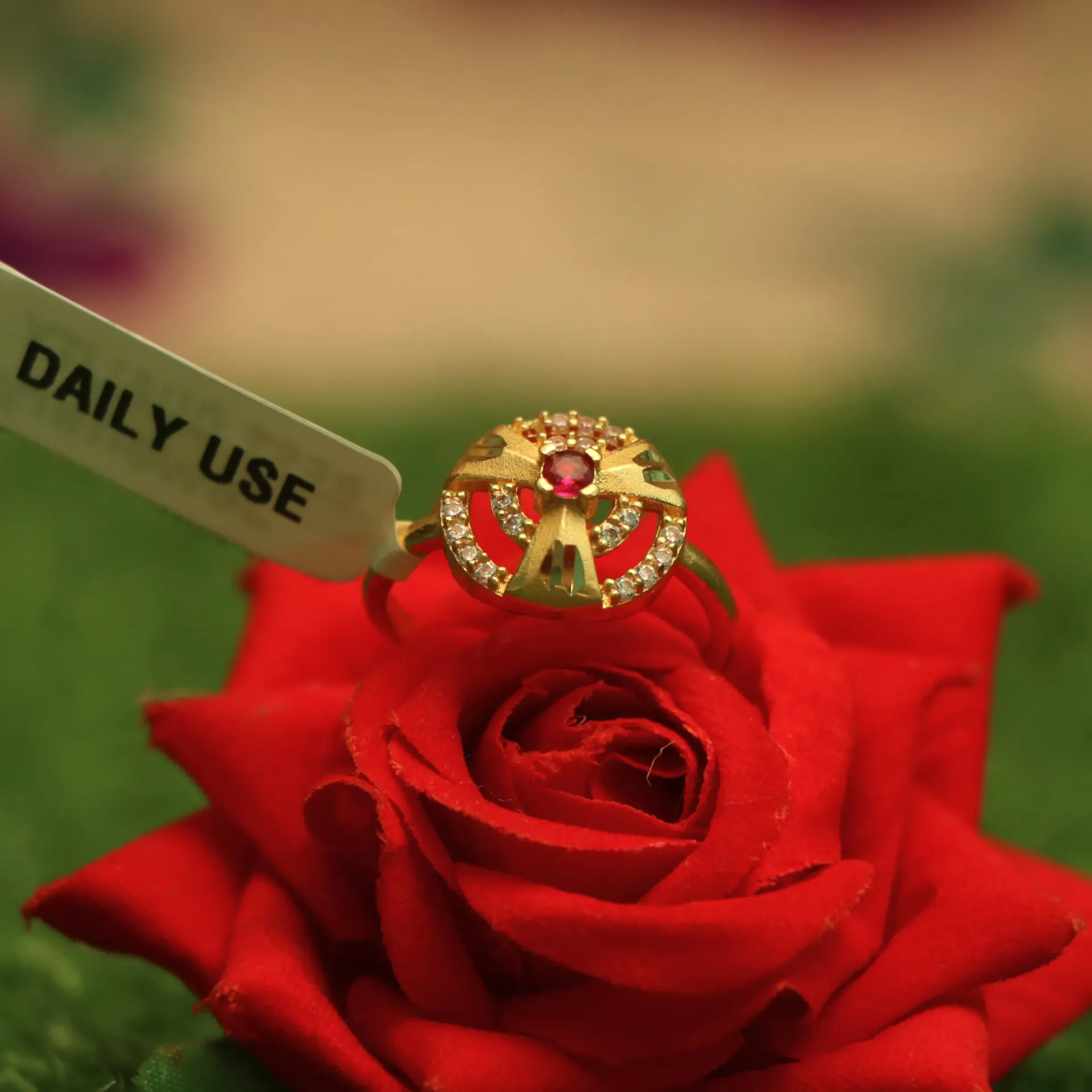 [RINGS-00335] LT Classic Gold-Plated Circular Red Stone Ring