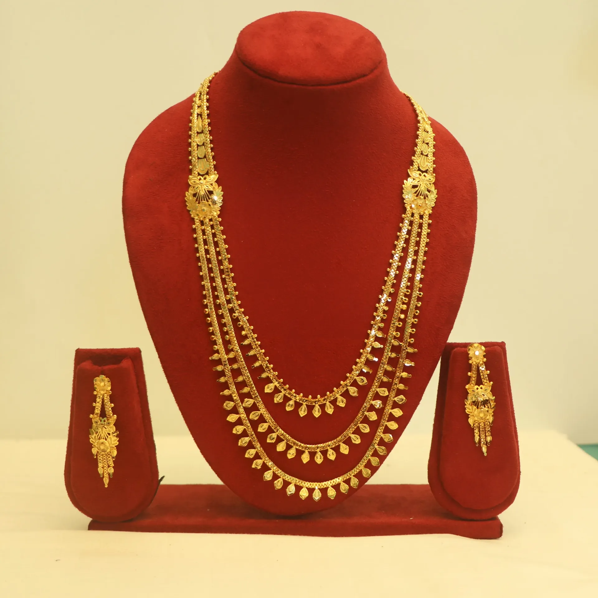 [NECKLACES-00413] Shreehari Shreoni - Filigree Three-Step Floral Sitahar Set
