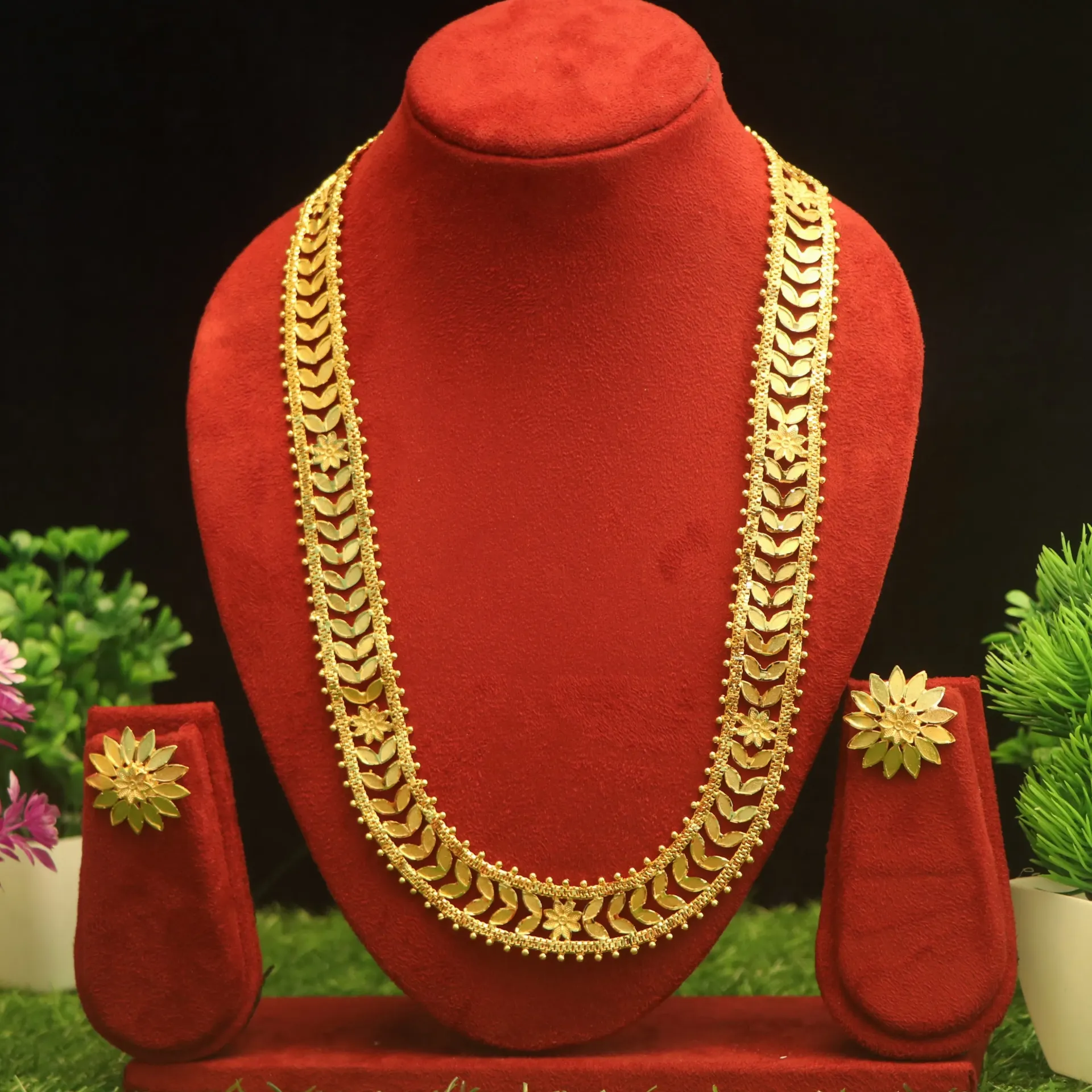[NECKLACES-00416] Shreehari Estelle Star-Flower Filigree Bridal Rani Haar
