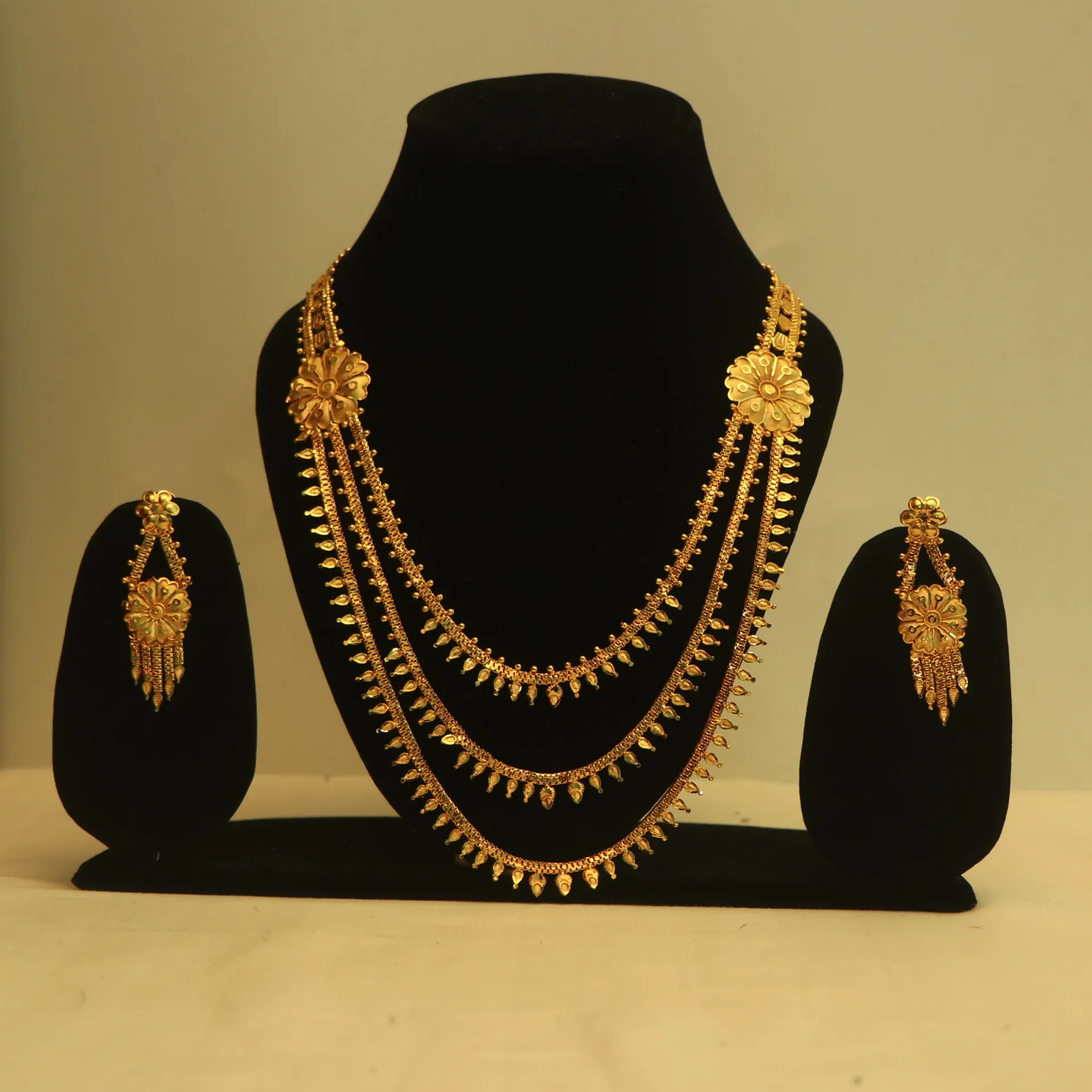 [NECKLACES-01137] Shreehari Kanakdhara 24K Gold-Plated 3-Step Long Necklaces