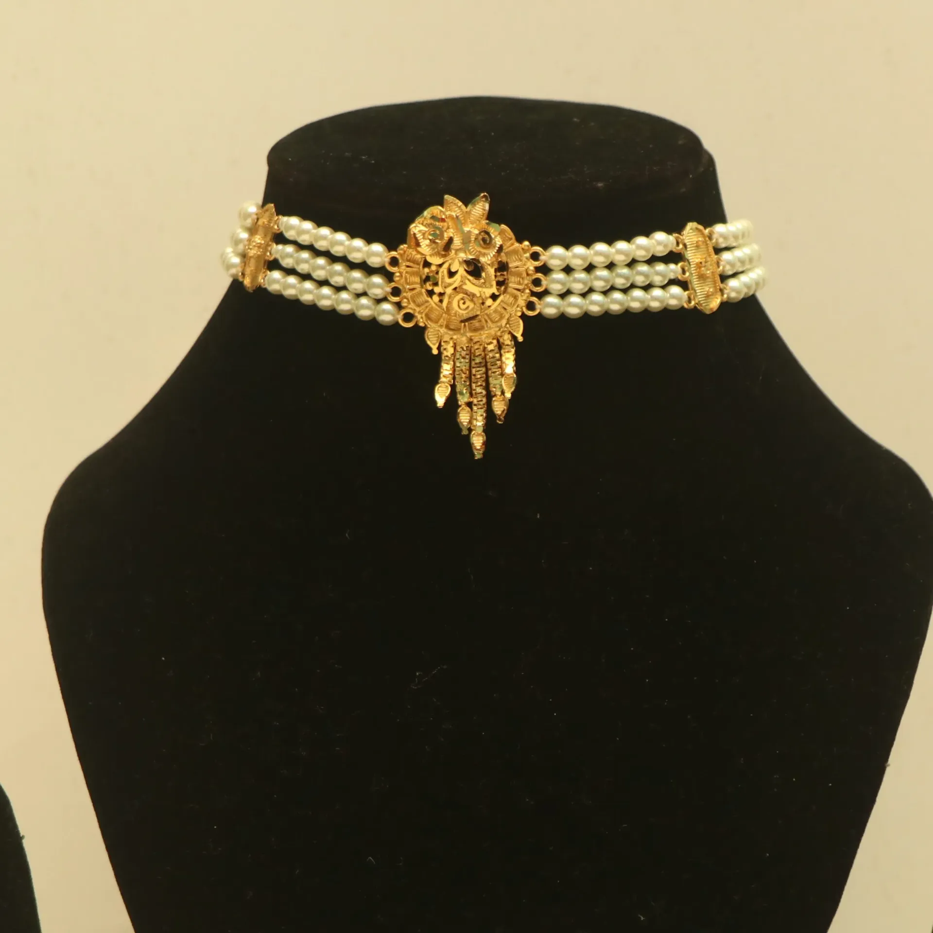[NECKLACES-00446] Shreehari Monalisa 24K Micro Gold-Plated 4-Row Pearl Sitahar