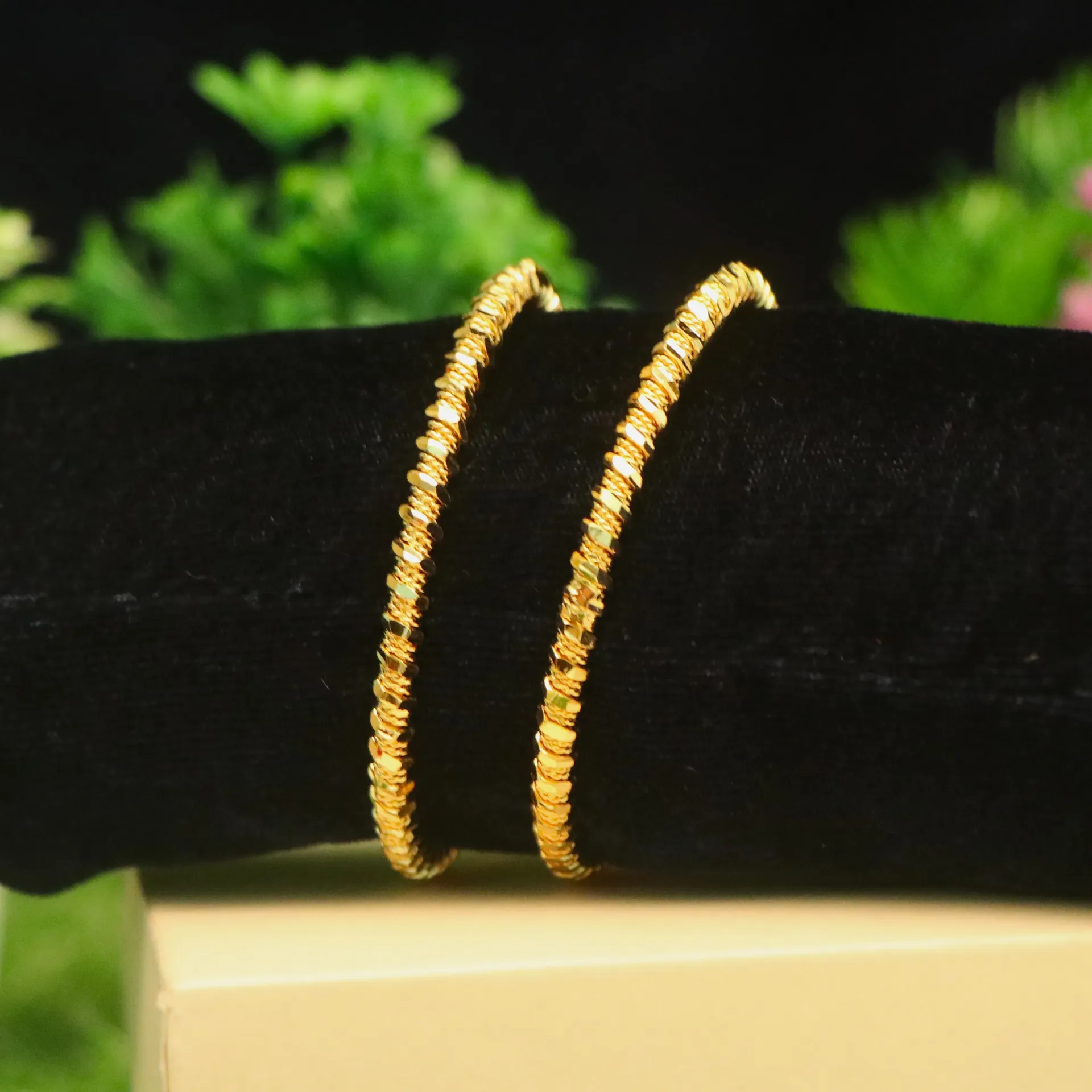 [BANGLES-00481] Shreehari Kanak-Sutra Twisted Wire Gold-Plated Churi (24)