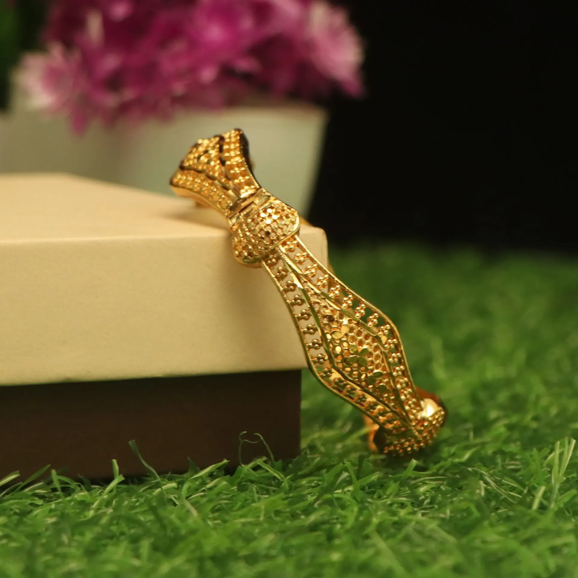 [BANGLES-00494] Shreehari Royal Nakshi Design Gold-Toned Bangle (24)