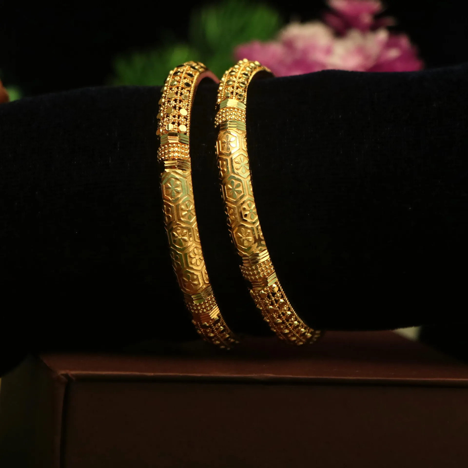 [BANGLES-00509] Shreehari Golden Bloom Designs  Geometric Kada (24)