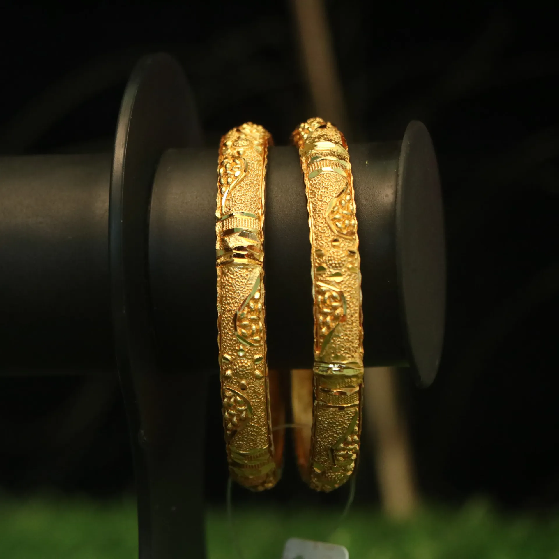[BANGLES-00587] Arihant 22K Gold-Inspired Embossed Botanical Bangles