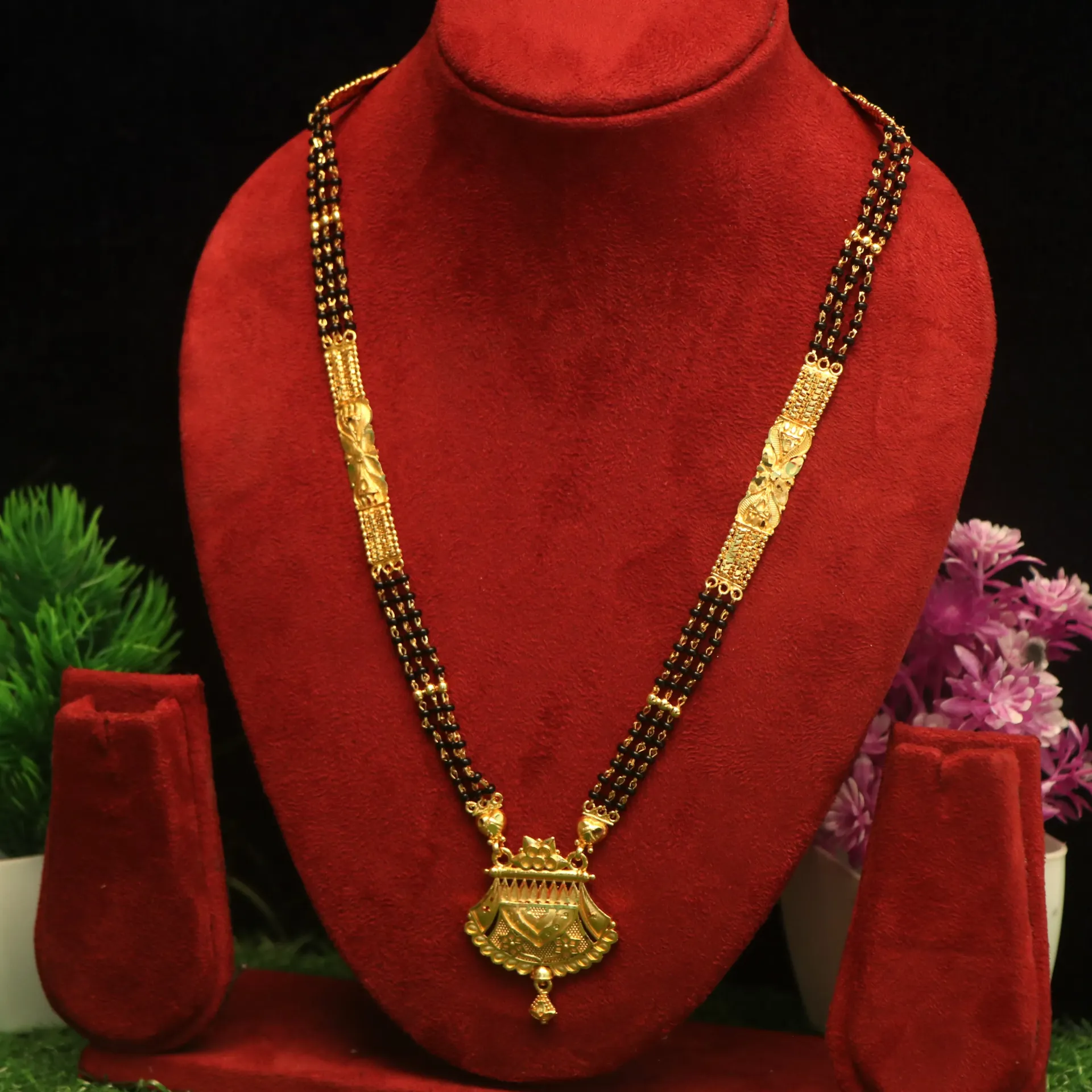 [NECKLACES-01108] Arihant Royal Triple-Layered Black Bead Mangalsutra