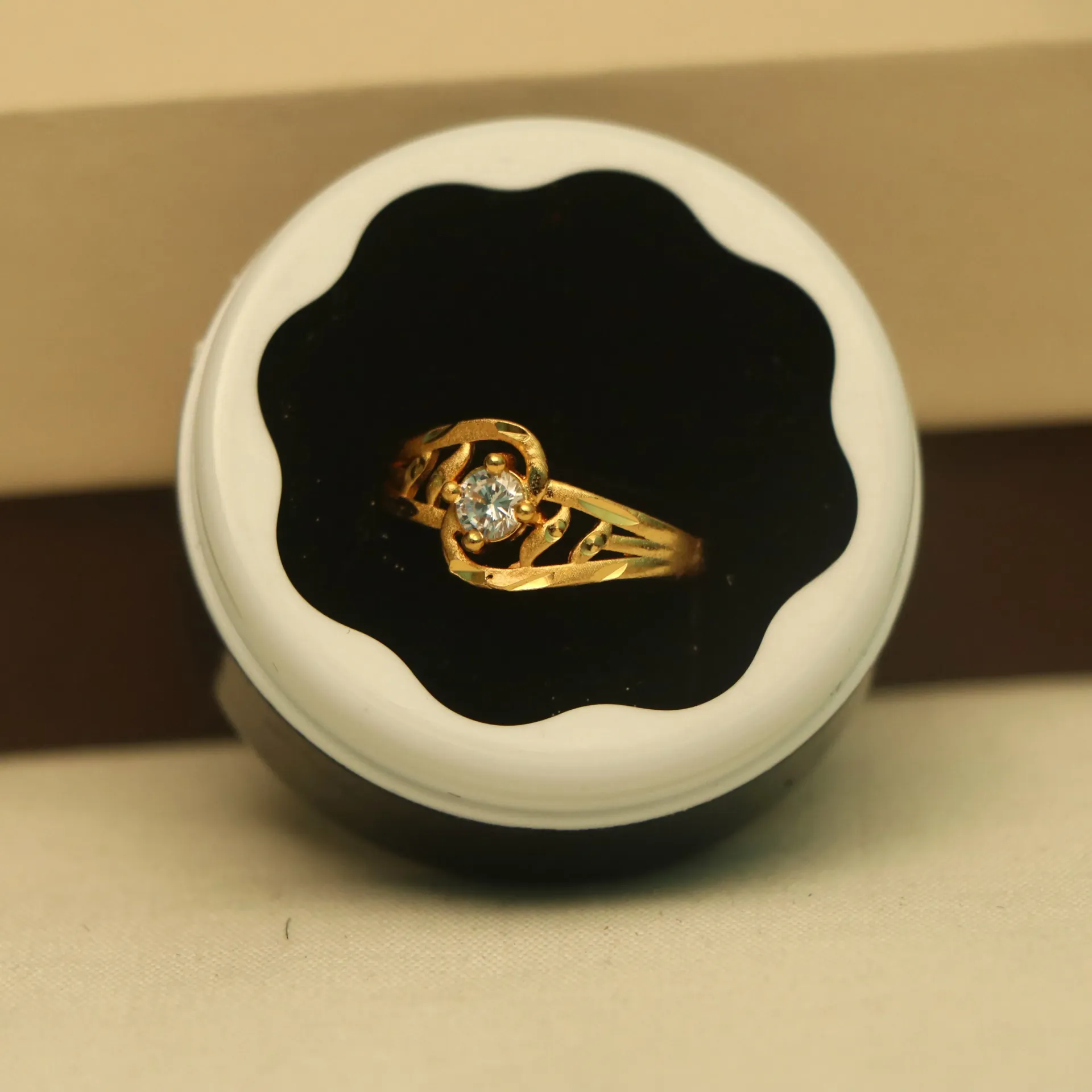 [RINGS-00668] Arihant Ornate Orbit Cubic Zirconia Ring