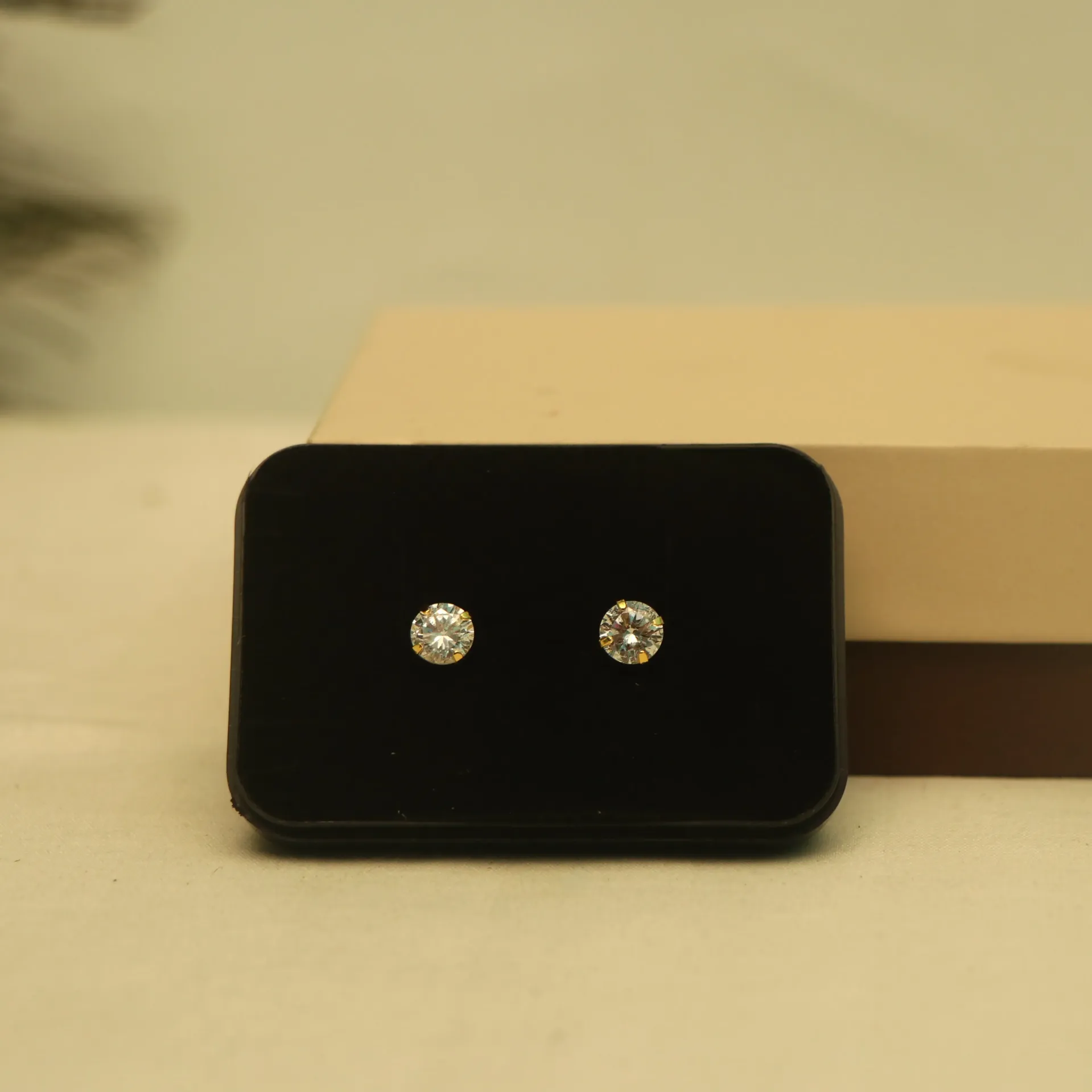 Arihant Ethereal Solitaire Diamond Studs