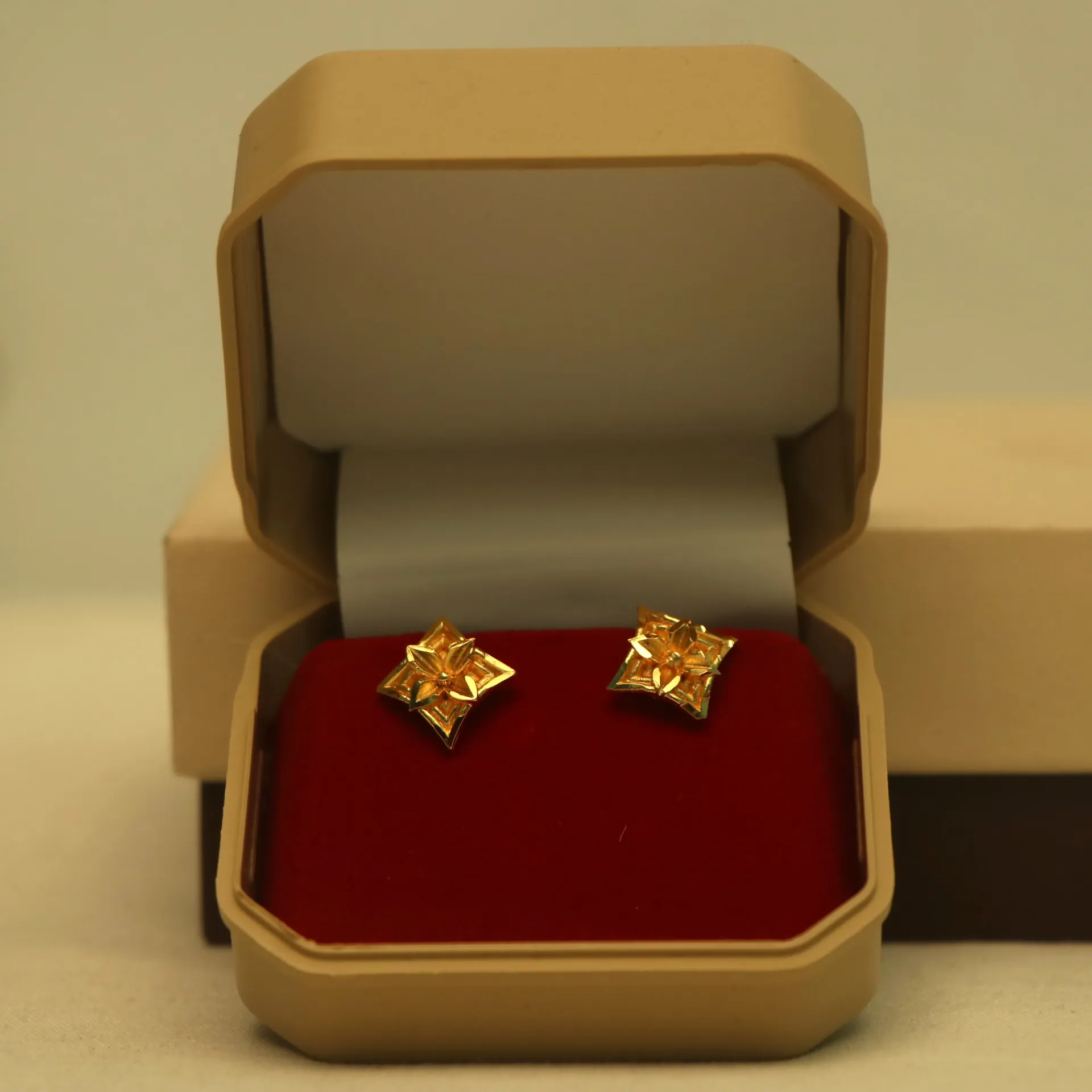 [EARINGS-00716] Arihant Classic Mayura Layered Bloom Ear Tops